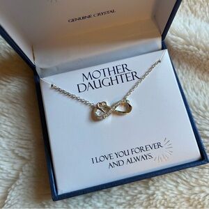 Fine silver plated genuine crystal Necklace